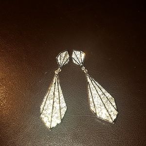 Earrings fashion silver toned with crystals